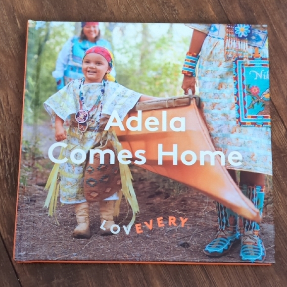 LOVEVERY book - Picture 1 of 1